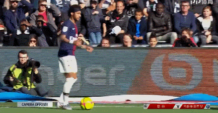 巴萨新星登场攻入制胜球