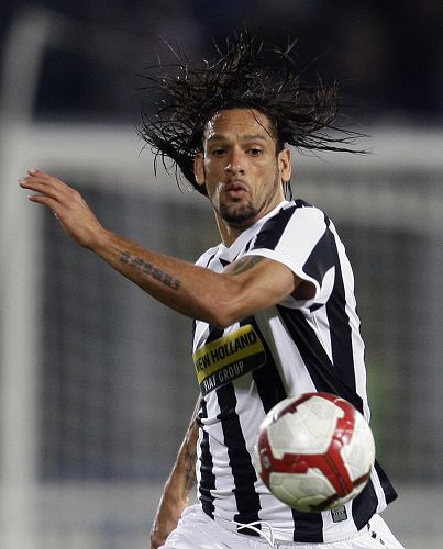 记者：兰克尔-泽擅空手套白狼，找朴志洙要落场球衣而不是换