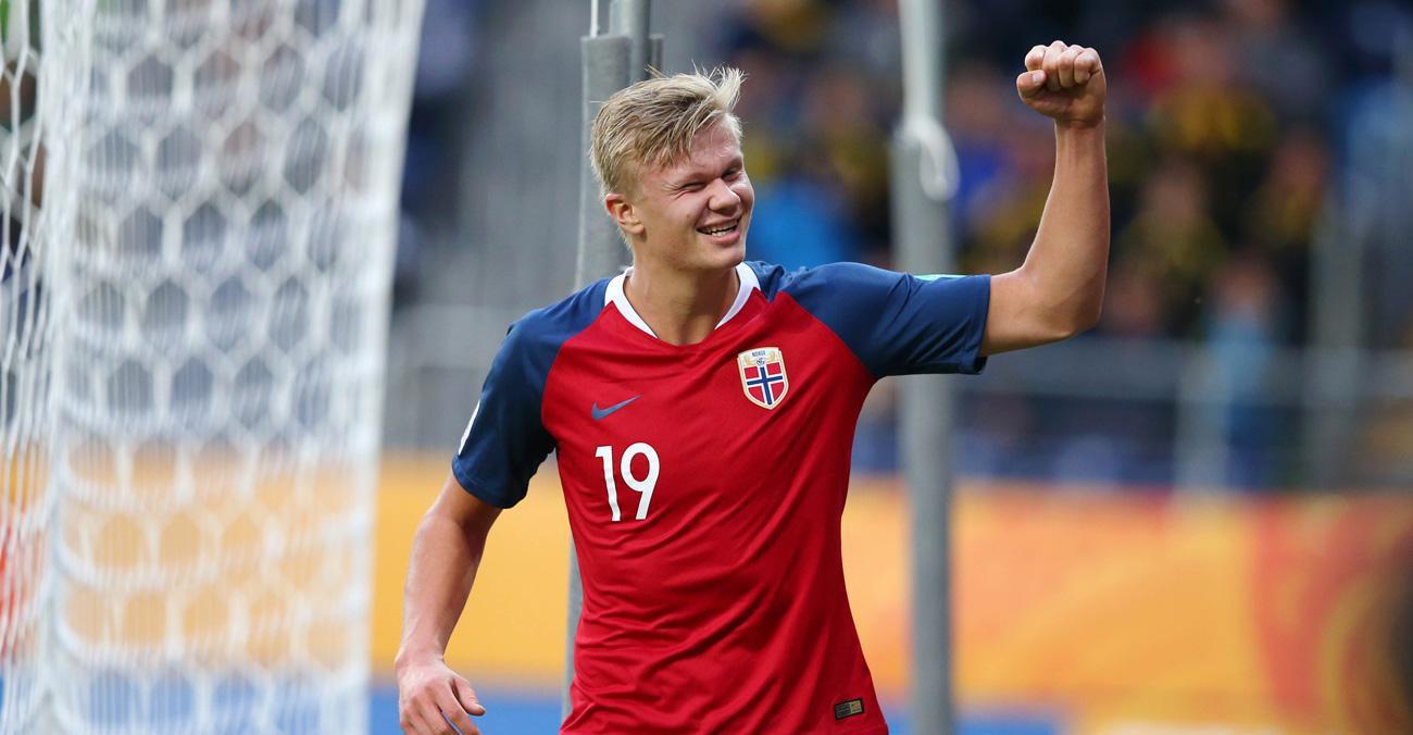 斯基拉：那不勒斯依然想租梅努，球员也想要获得更多出场机会