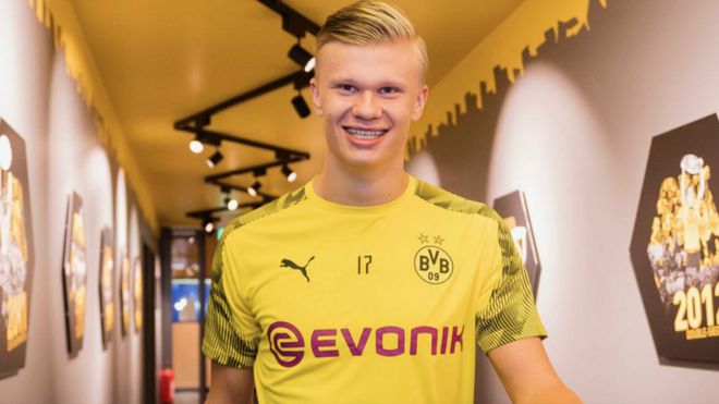 豪横，巴媒：弗拉门戈为前往秘鲁参加解放者杯决赛包了5架飞机